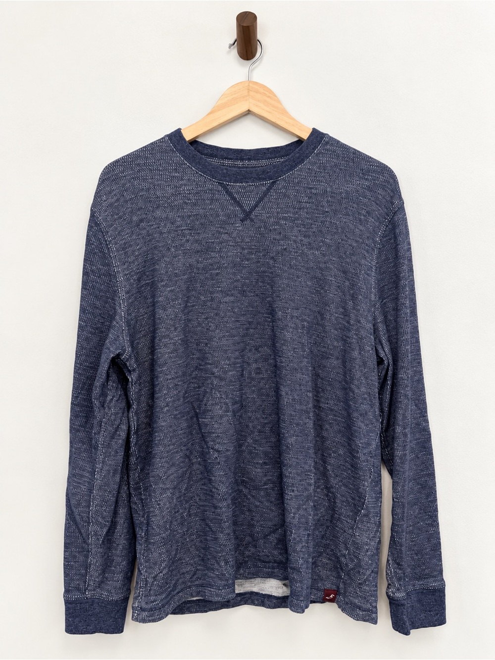 Alesbury Men’s XL Blue Textured Cotton Long Sleeve Crewneck Shirt